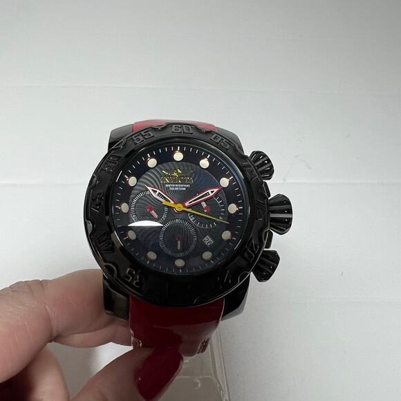 Invicta Mens Lupah Model 22490 Red Leather Band Watch - Picture 1 of 10